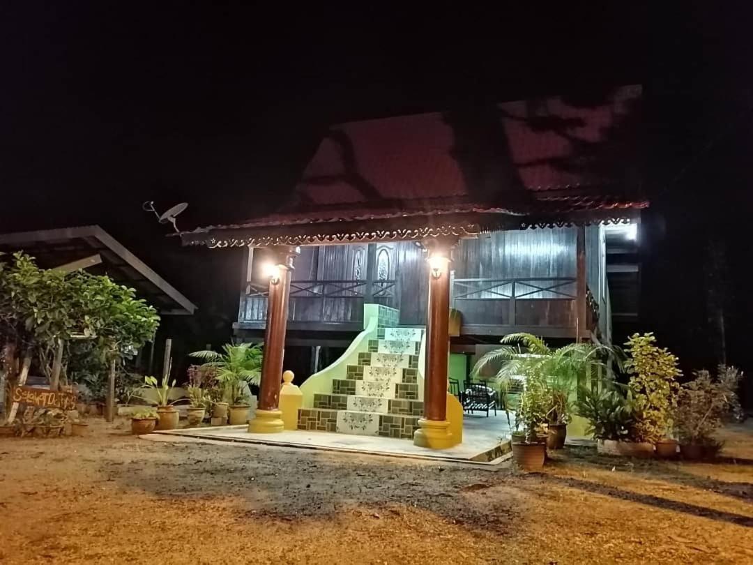 Homestay Warisan Bonda Masjid Tanah/Melaka Luaran gambar